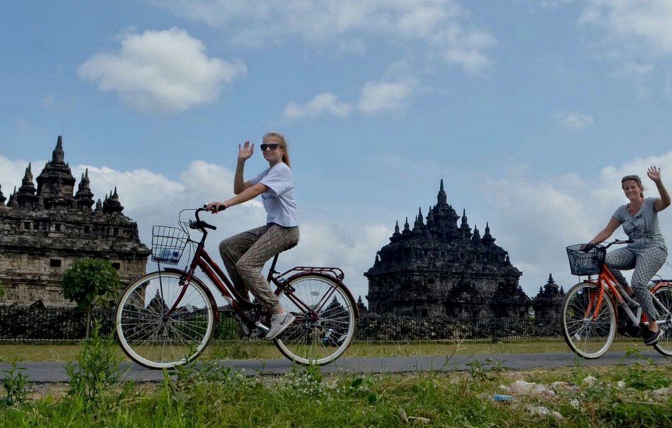 cycling village plaosan temple ratu boko temple